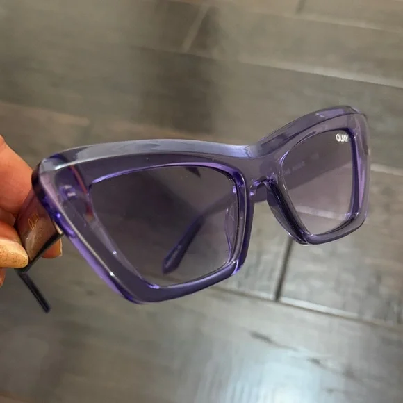 Quay Sunglasses On the Radio Purple Transparent Cat-Eye - Picture 9 of 11